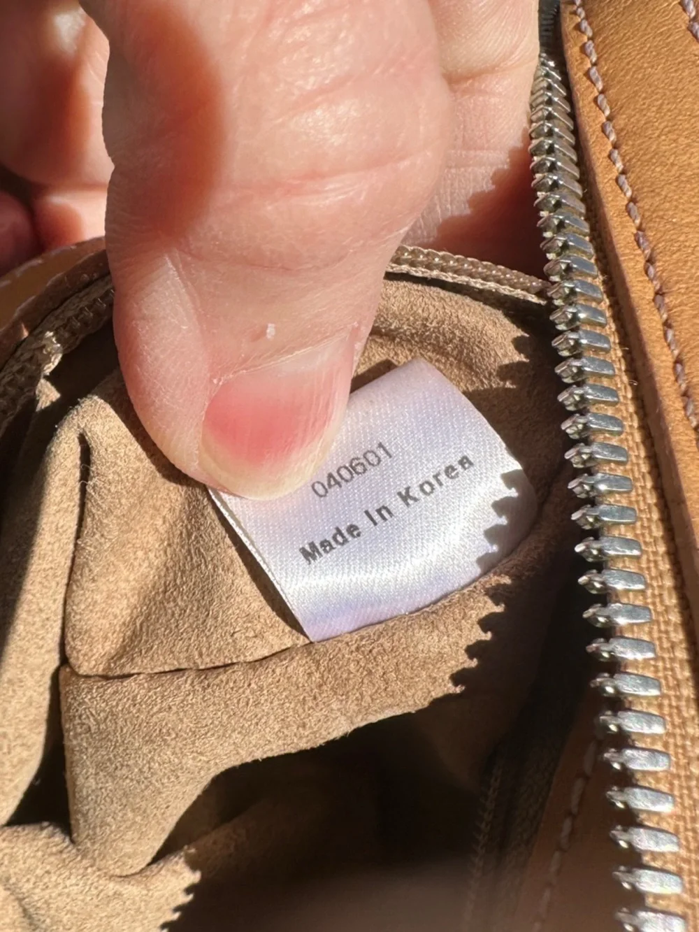 MCM Pink & White Logo-Print Shoulder Bag with Pink Accents with COA - Picture 11 of 17